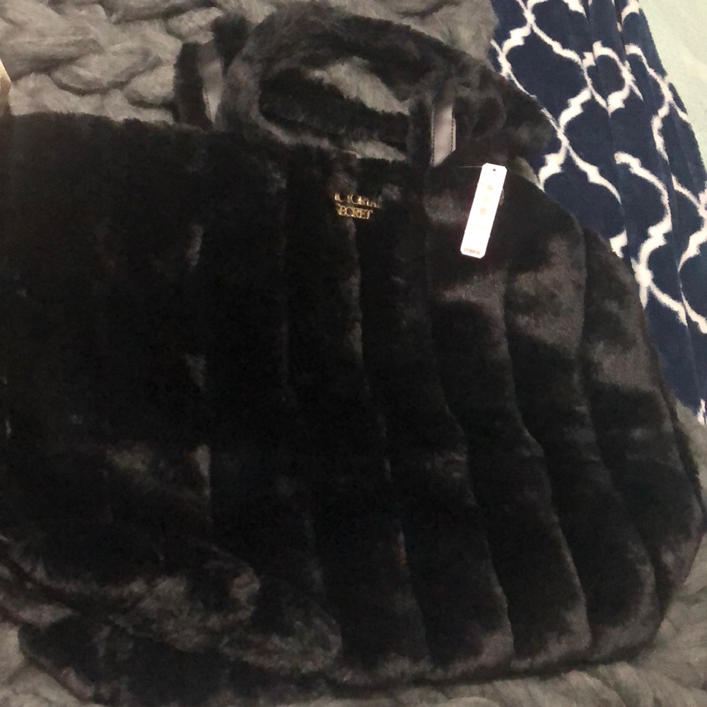 Faux fur tote